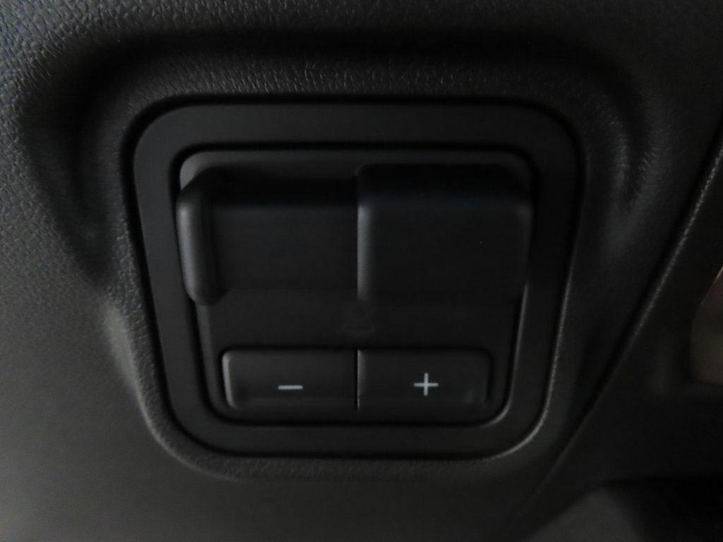 Used 2025 GMC Hummer EV 2X AWD/4WD image 64