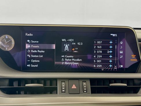 Used 2019 Lexus ES 350 Luxury image 15