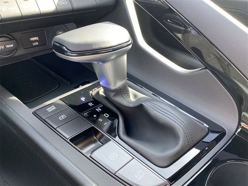 New 2025 Hyundai Elantra SEL image 21