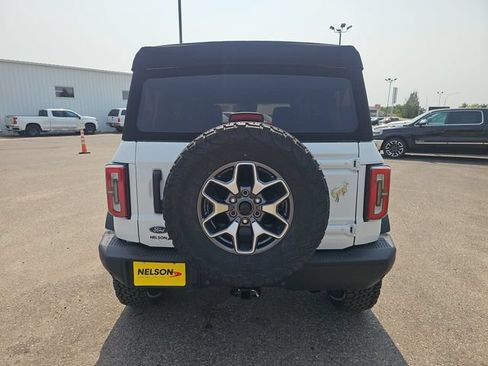 Used 2023 Ford Bronco Badlands AWD/4WD image 4