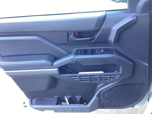 Certified 2024 Toyota Tacoma SR5 image 29