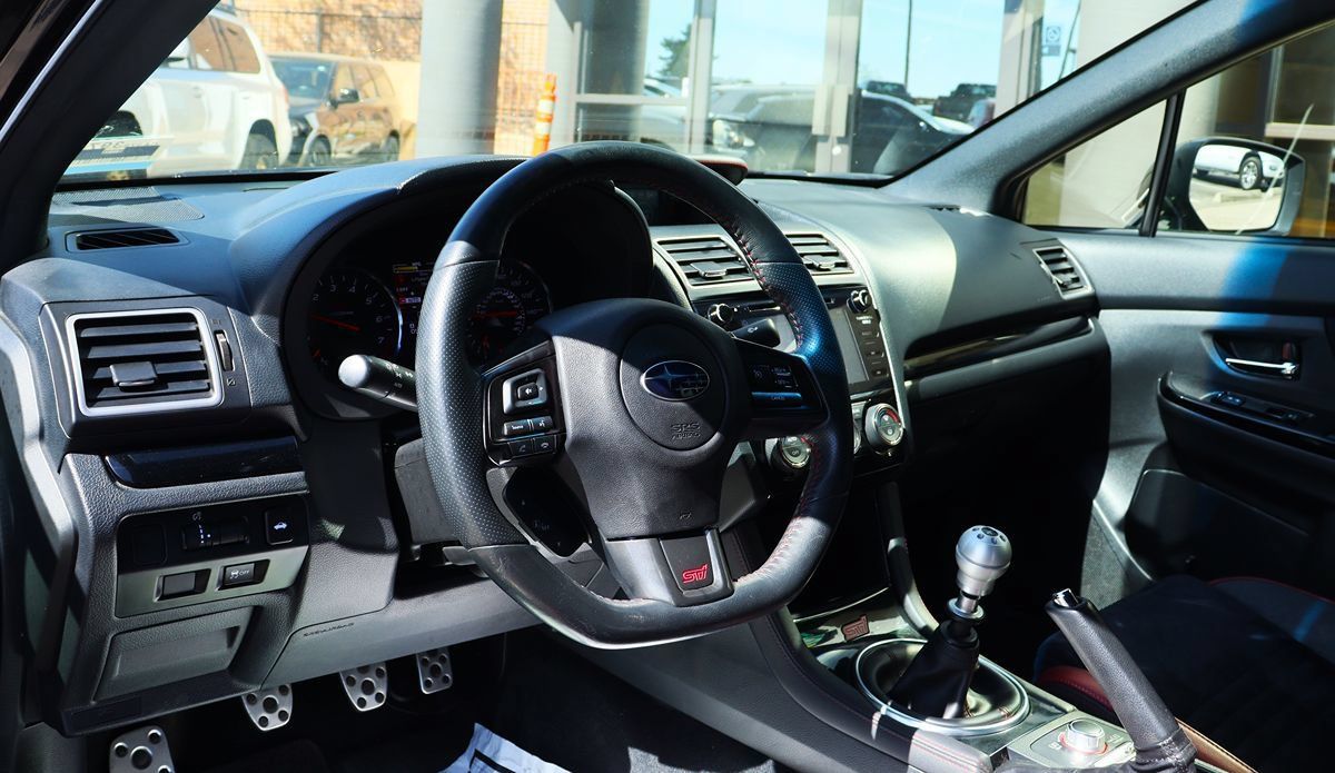 Used 2020 Subaru WRX STI AWD/4WD image 38