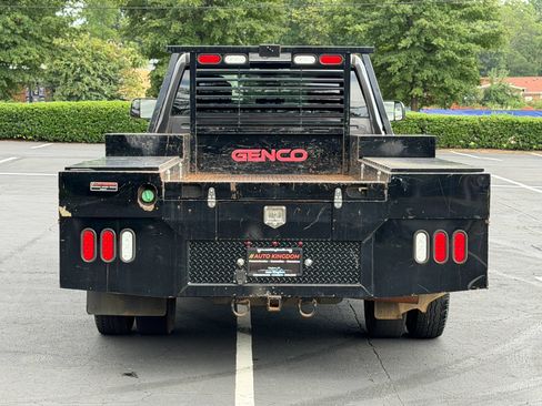 Used 2018 RAM 3500 Tradesman w/ Chrome Appearance Group AWD/4WD image 7