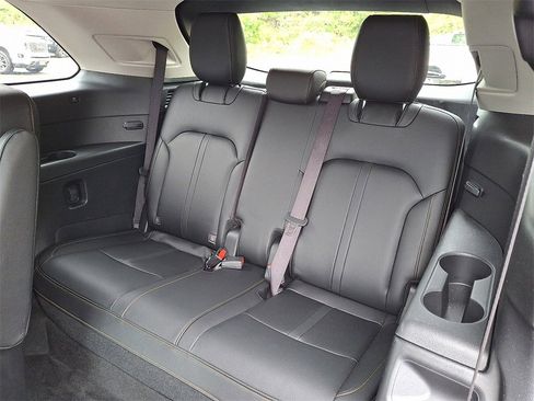 Used 2025 MAZDA CX-90 3.3 Turbo w/ Preferred Package image 10