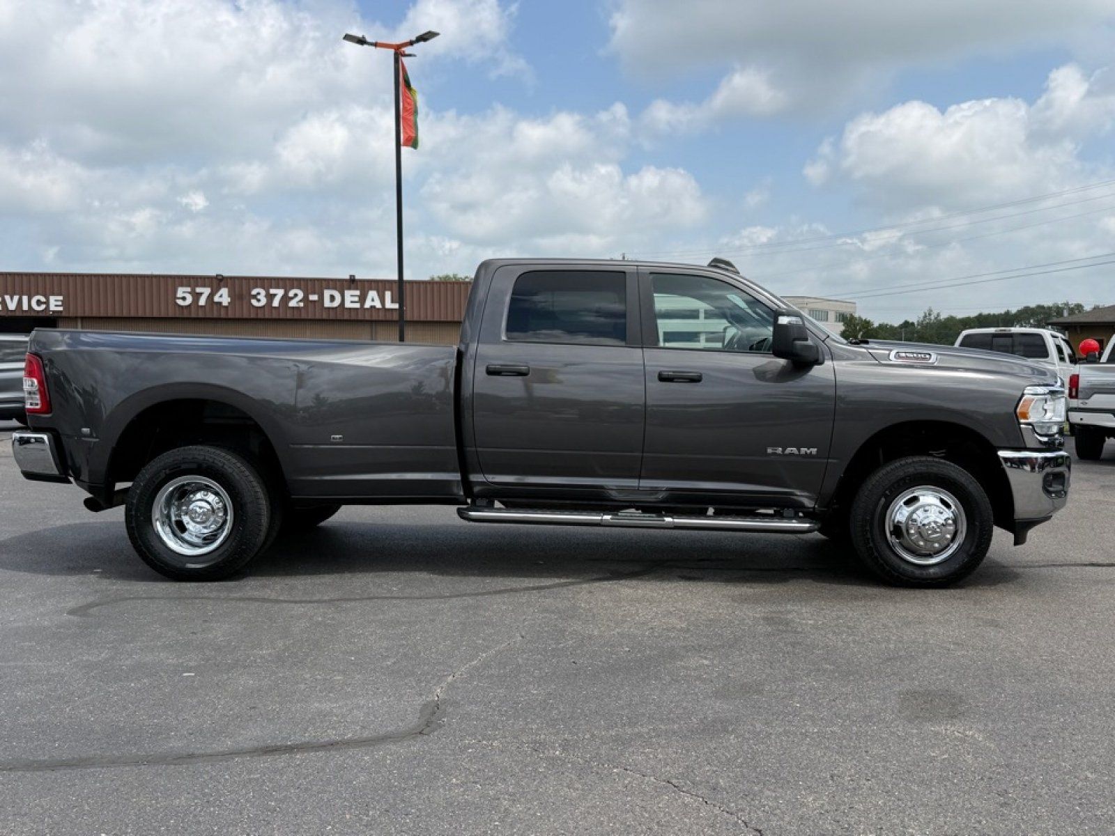 Used 2024 RAM 3500 Big Horn AWD/4WD image 9