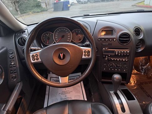 Used 2006 Pontiac Grand Prix GT w/ Sun And Sound Package image 15