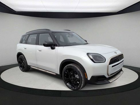 New 2026 MINI Cooper Countryman SE image 2