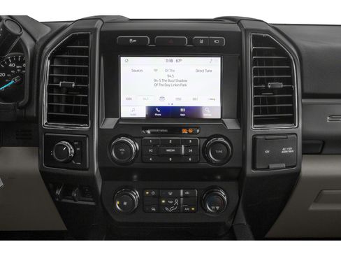 Used 2022 Ford F350 XLT w/ XLT Premium Package AWD/4WD image 7