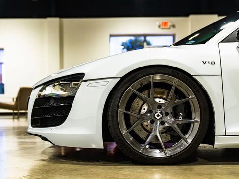 Used 2012 Audi R8 V10 image 26