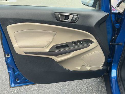 Used 2020 Ford EcoSport SE FWD image 11