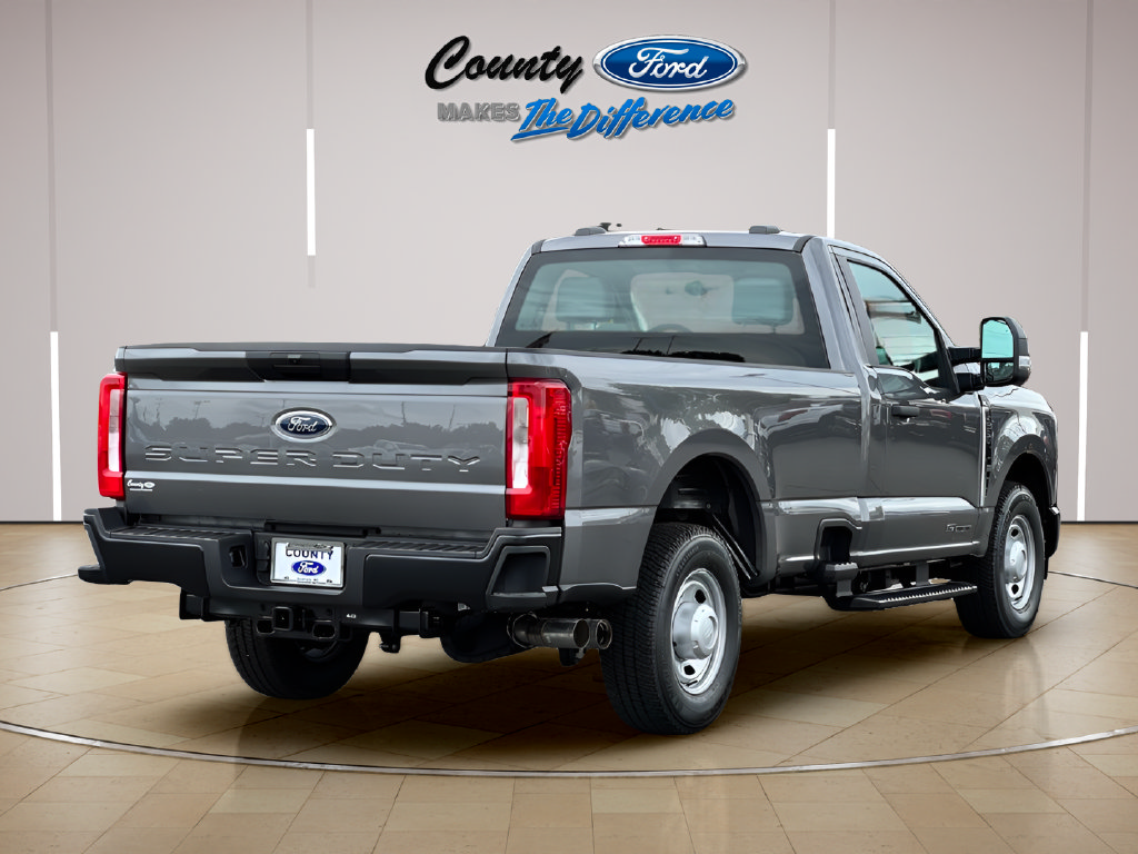 Used 2025 Ford F250 XL RWD image 23