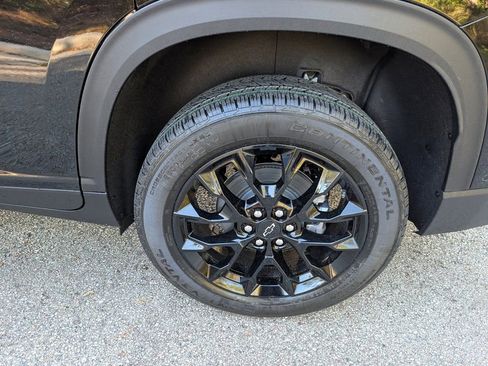 New 2026 Chevrolet Traverse LT w/ Enhanced Driving Package image 11