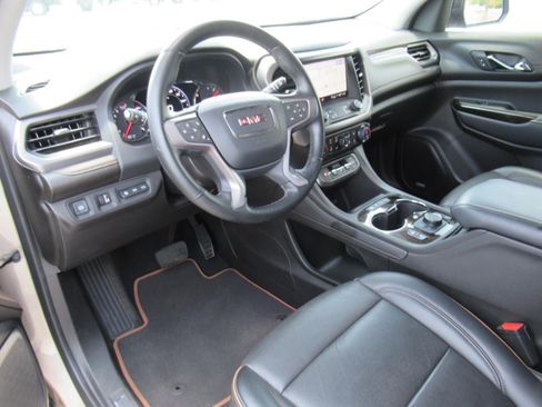 Used 2023 GMC Acadia AT4 w/ Technology Package AWD/4WD image 15