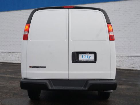 New 2025 Chevrolet Express 3500 Extended w/ Driver Convenience Package RWD image 6