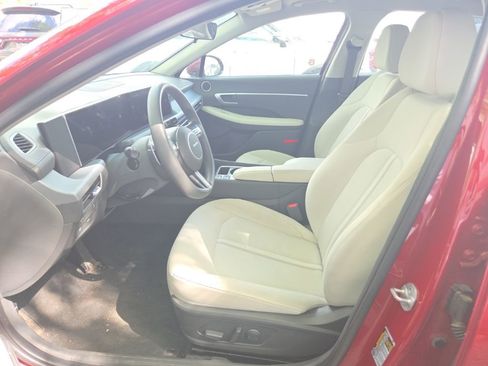 Used 2025 Hyundai Sonata SEL image 5