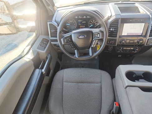 Used 2019 Ford F150 XLT w/ Trailer Tow Package image 10