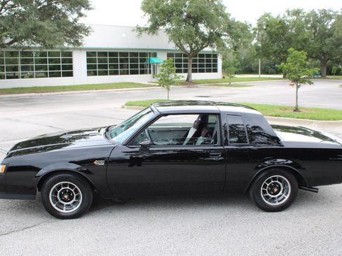 Used 1987 Buick Regal Coupe RWD image 10