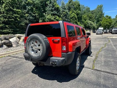 Used 2008 HUMMER H3 Luxury AWD/4WD image 5