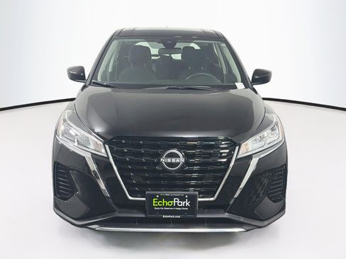 Used 2024 Nissan Kicks S FWD image 2