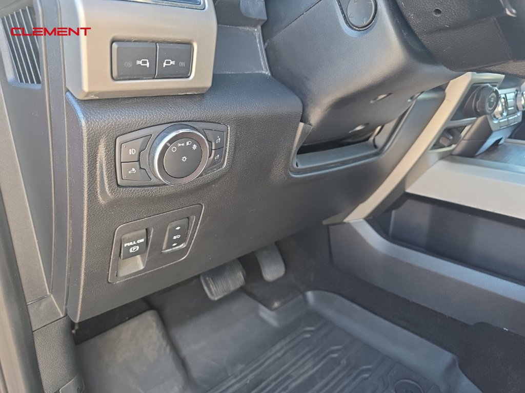 Used 2019 Ford F150 Lariat w/ Equipment Group 502A Luxury AWD/4WD image 9