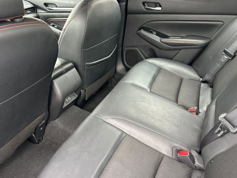 Certified 2023 Nissan Altima 2.5 SR image 12