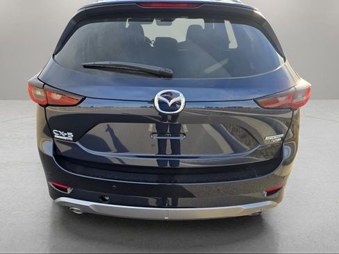 New 2025 MAZDA CX-5 Signature image 4