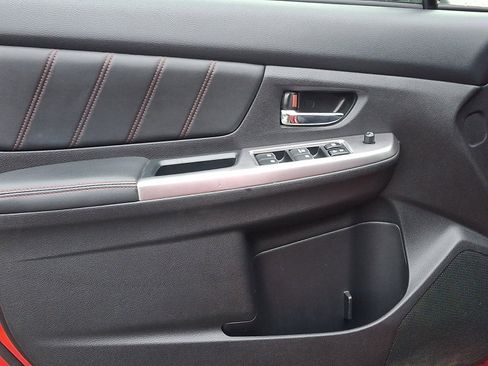 Used 2017 Subaru Crosstrek 2.0i Premium w/ Special Edition image 12