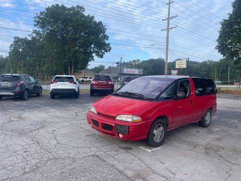 Used 1994 Pontiac Trans Sport SE FWD image 1