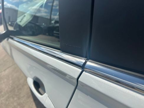 Used 2025 Volkswagen Jetta SE w/ Sunroof Package image 29