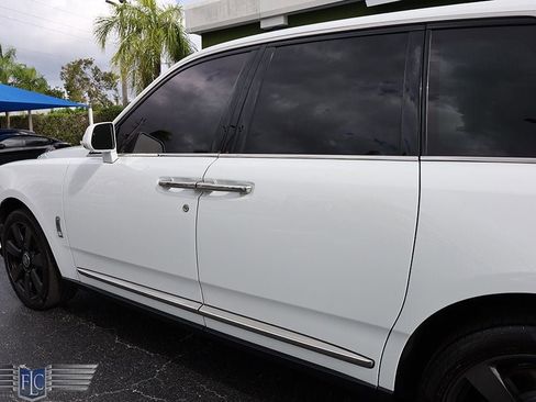 Used 2019 Rolls-Royce Cullinan image 10