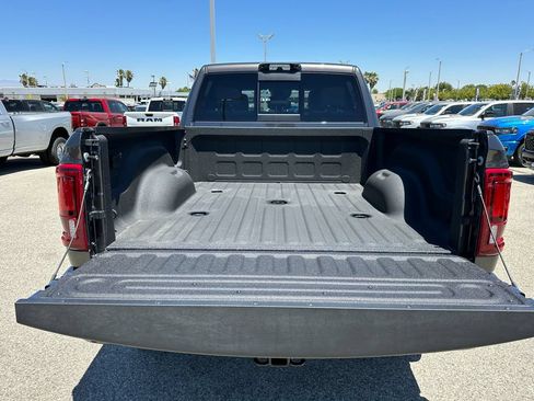 New 2026 RAM 2500 Laramie w/ Sport Appearance Package AWD/4WD image 20