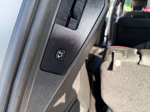 Used 2019 Dodge Grand Caravan GT FWD image 20