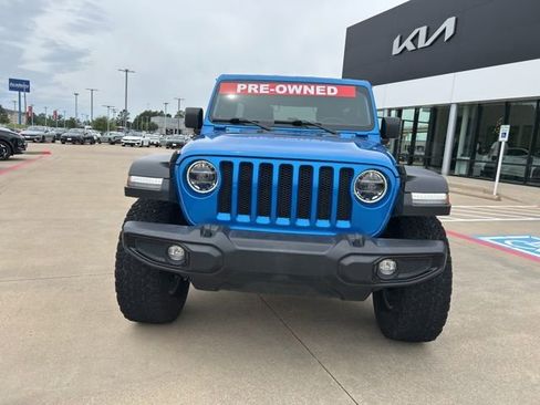 Used 2022 Jeep Wrangler Unlimited Sport AWD/4WD image 2