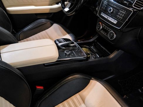 Used 2018 Mercedes-Benz GLE 43 AMG 4MATIC image 27