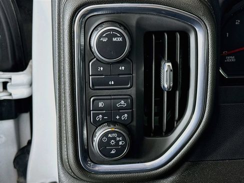 Used 2023 Chevrolet Silverado 3500 LT w/ Convenience Package AWD/4WD image 9