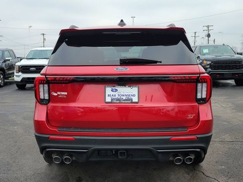 Certified 2025 Ford Explorer ST w/ Sun And Sound Package image 5