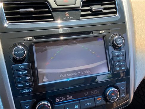 Used 2014 Nissan Altima 2.5 SL w/ Technology Package FWD image 26