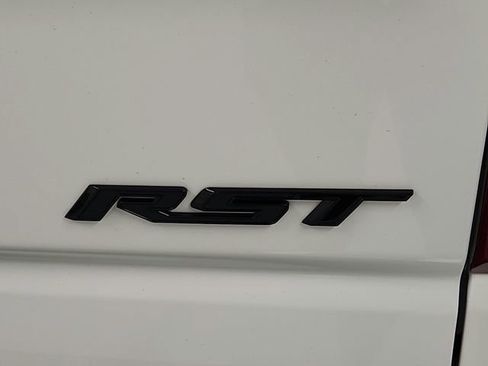 Used 2025 Chevrolet Silverado 1500 RST w/ Redline Edition AWD/4WD image 38