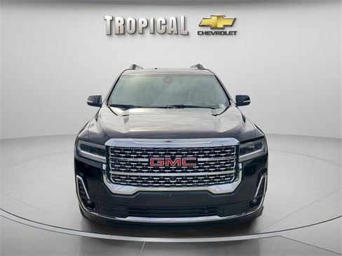 Used 2023 GMC Acadia Denali w/ Denali Technology Package image 8