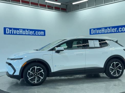 Used 2026 Chevrolet Equinox EV LT image 7