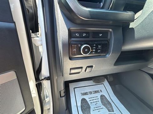 Used 2024 Ford F250 Lariat w/ Lariat Ultimate Package AWD/4WD image 20