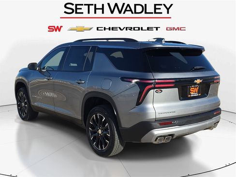 New 2026 Chevrolet Traverse LT image 6