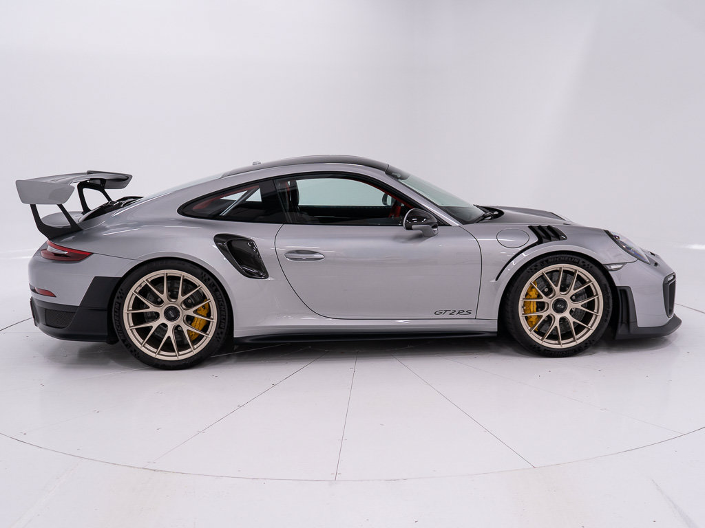 Used 2018 Porsche 911 GT2 RS RWD image 6
