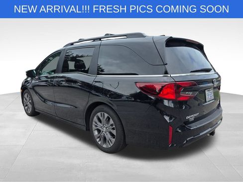 Used 2026 Honda Odyssey Touring image 5