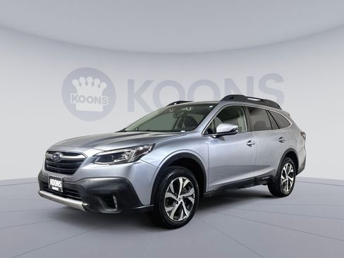Used 2022 Subaru Outback Limited AWD/4WD image 1