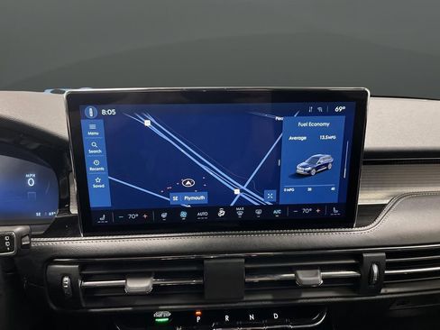 Used 2023 Lincoln Corsair AWD w/ Equipment Group 101A image 9