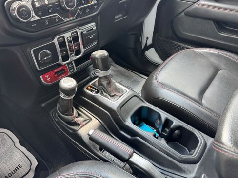 Used 2020 Jeep Gladiator Rubicon AWD/4WD image 20