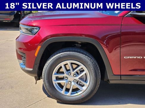 New 2026 Jeep Grand Cherokee L Laredo image 5
