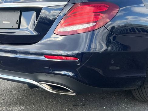 Used 2019 Mercedes-Benz E 300 image 6