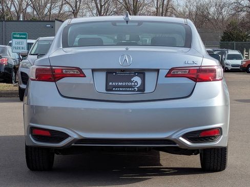 Used 2017 Acura ILX FWD image 10